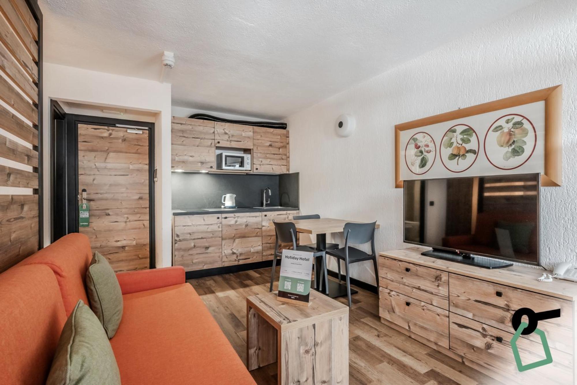 Hotiday Apartment Collection - La Thuile Bagian luar foto