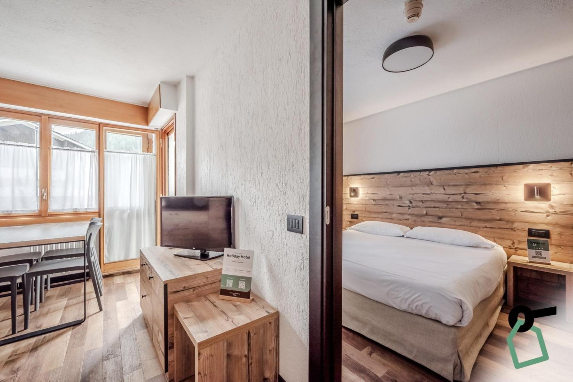 Hotiday Apartment Collection - La Thuile Bagian luar foto