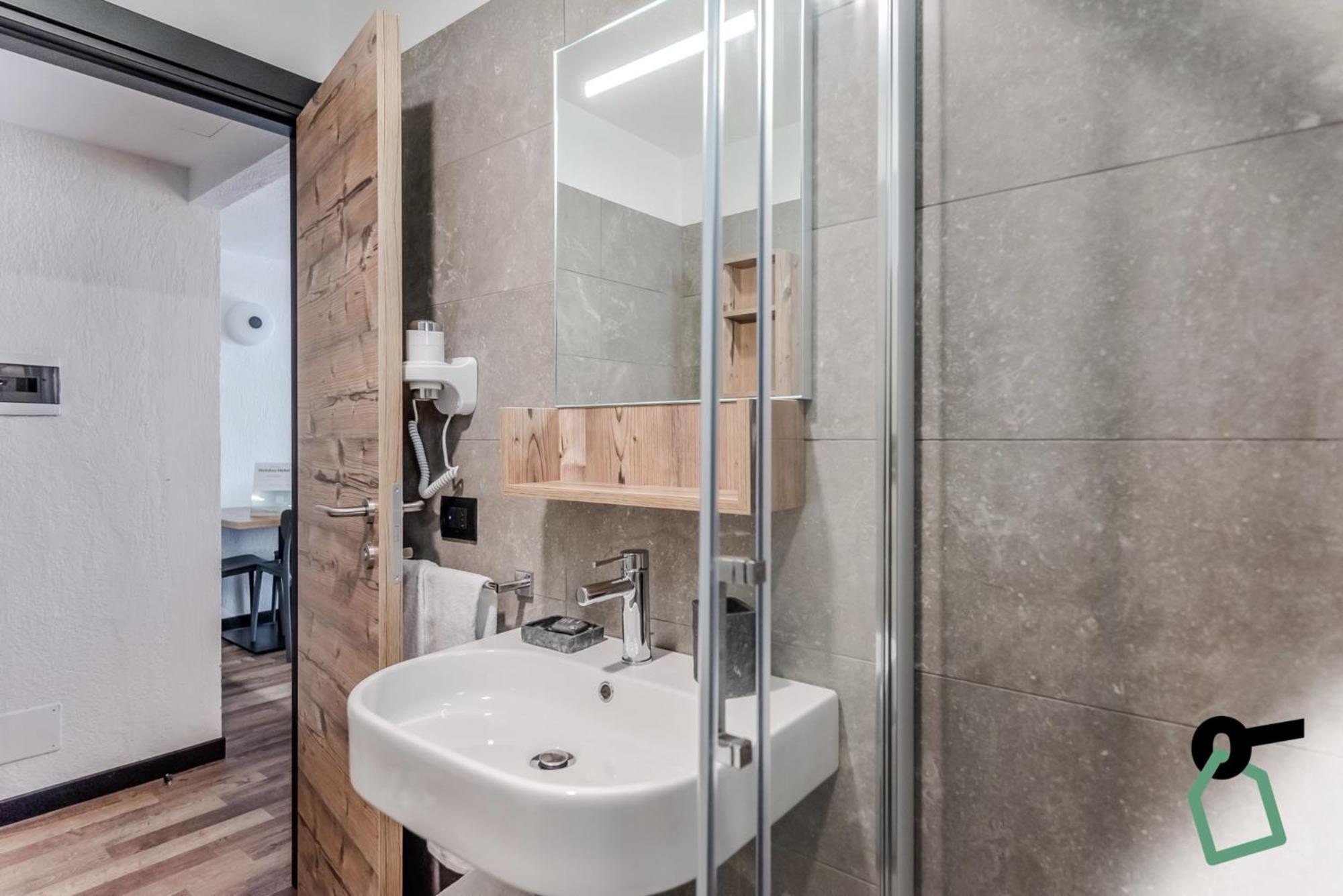 Hotiday Apartment Collection - La Thuile Bagian luar foto