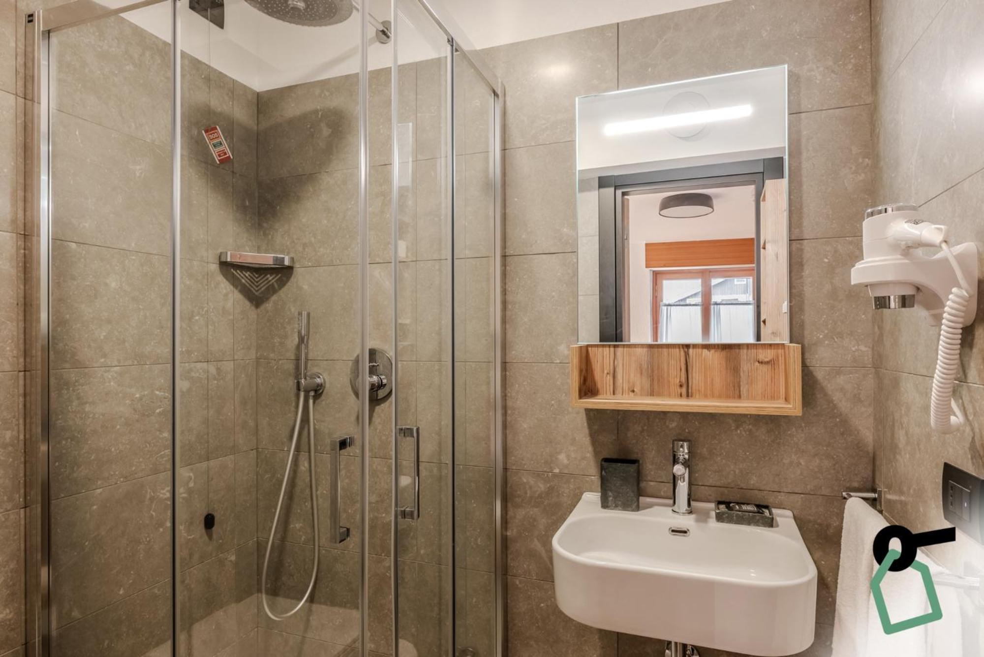 Hotiday Apartment Collection - La Thuile Bagian luar foto