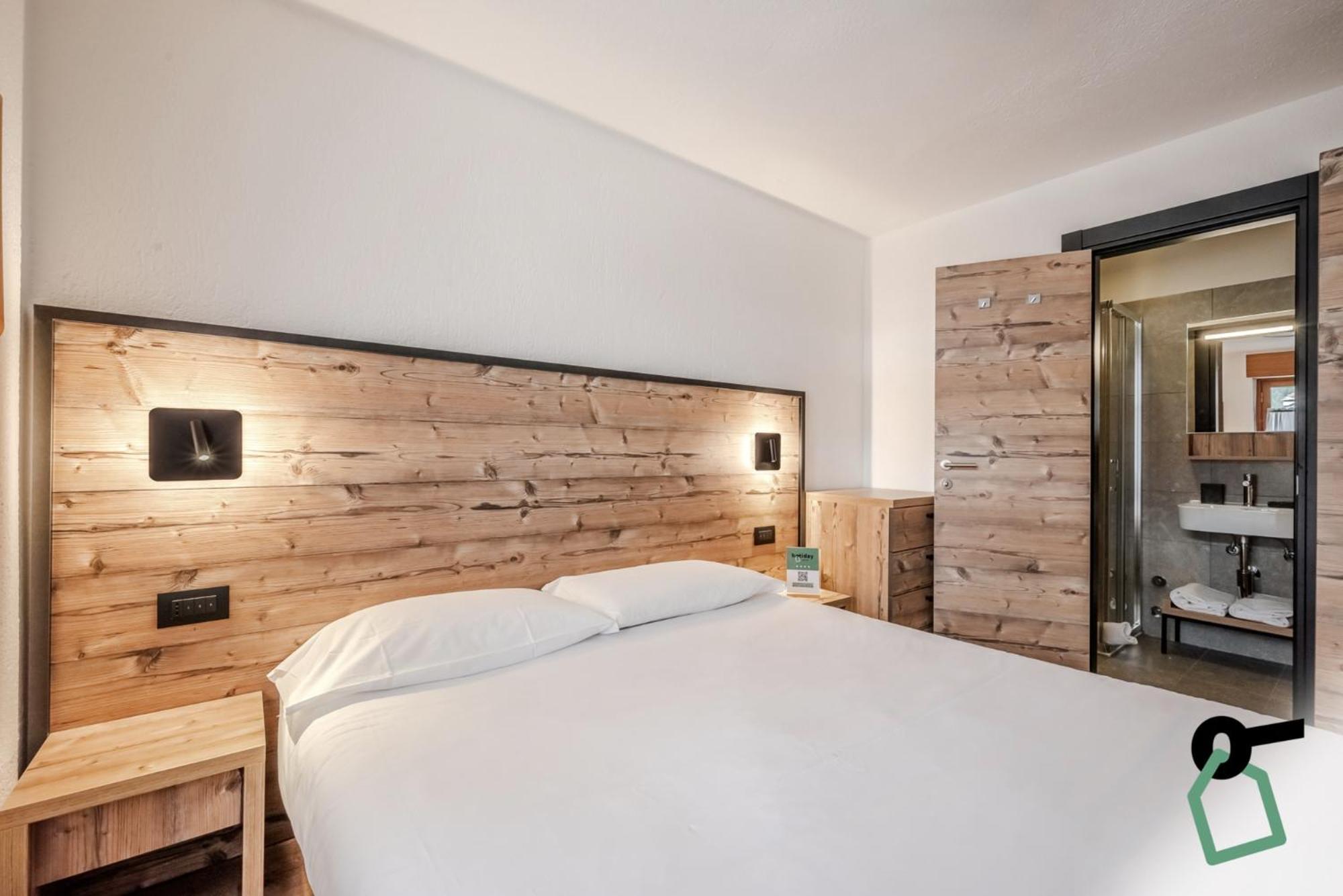 Hotiday Apartment Collection - La Thuile Bagian luar foto